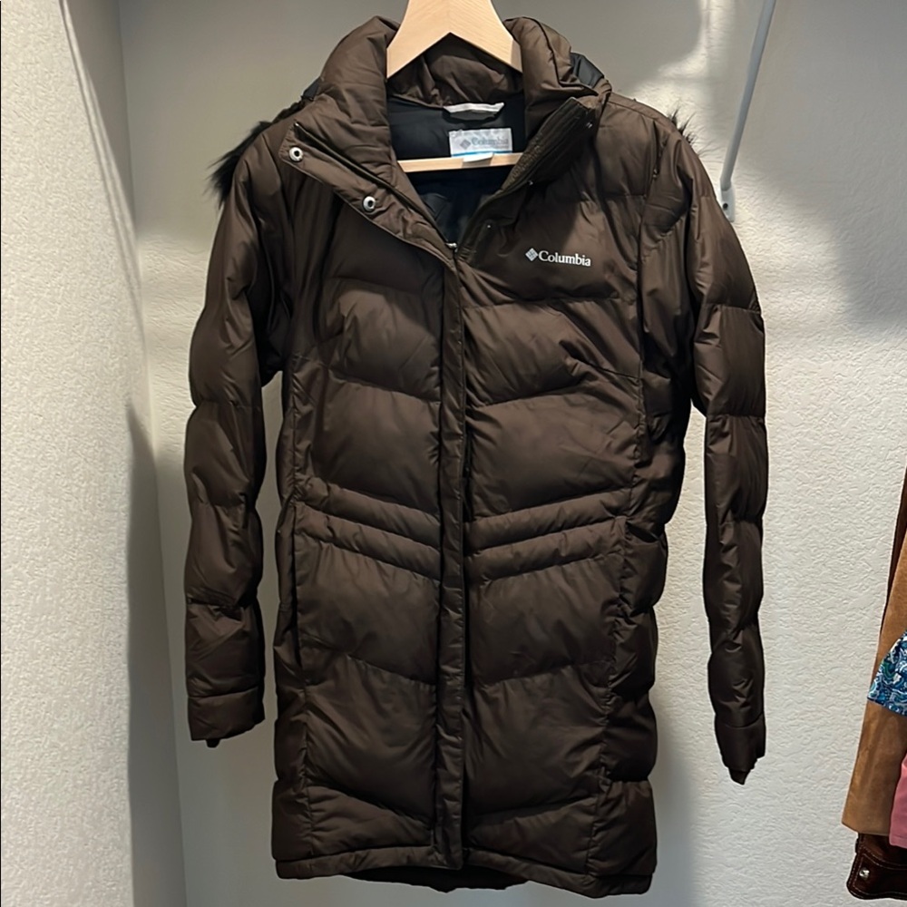 Columbia Green Puffer Jacket for Ultimate Warmth